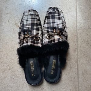 Men’s Fiesso by Aurelio Garcia Slides. Size 11